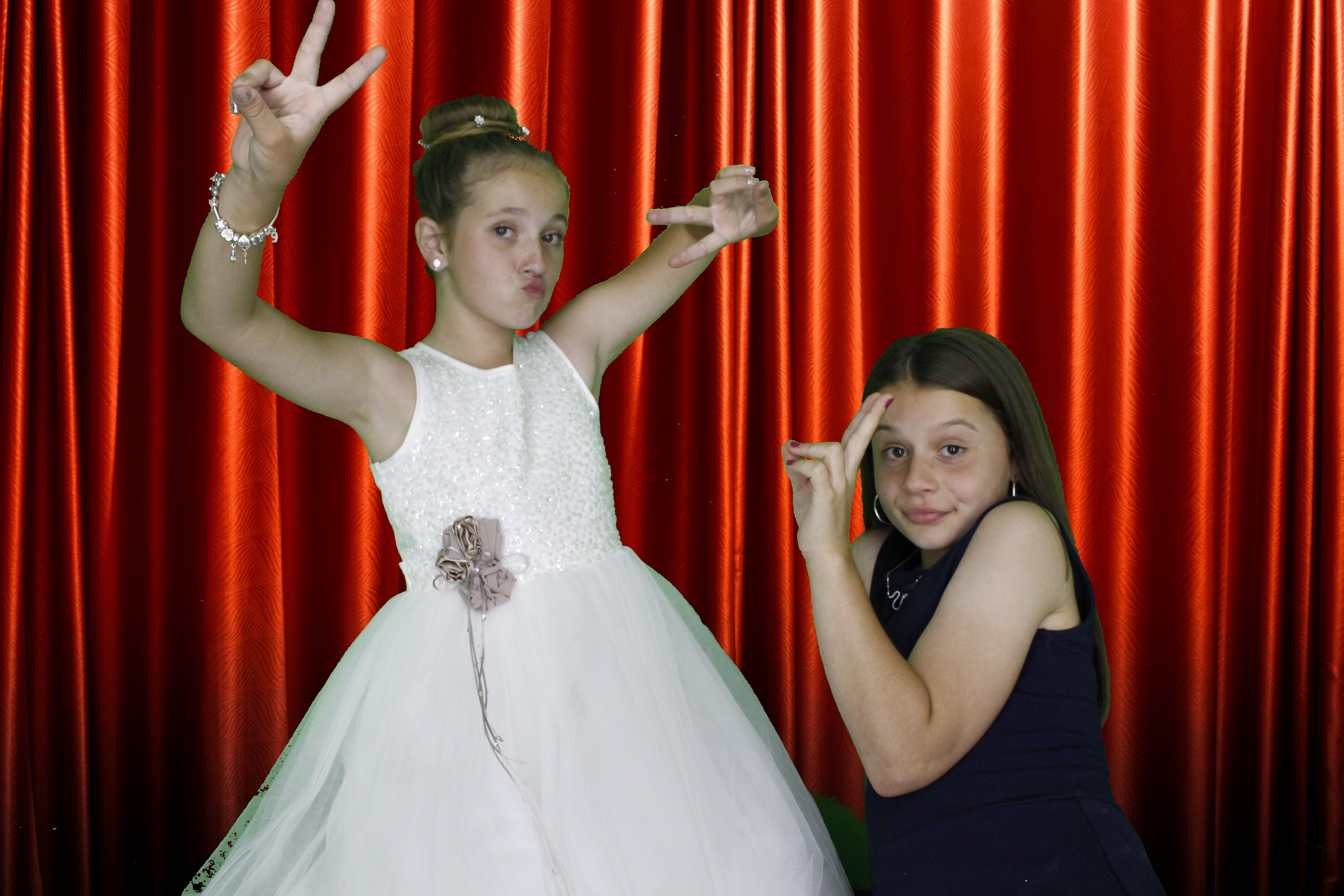 Hollie Mills | View more photos from the event at gallery.myphotoboothexperience.co.uk/u/MyPhotoBoothExperienceLtd/Hollie-Mills